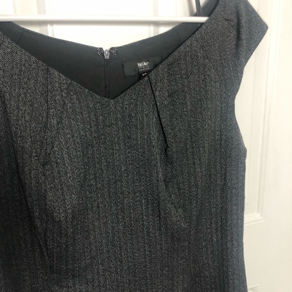 Knee length gray wool like jumper dress - Picture 3 of 4